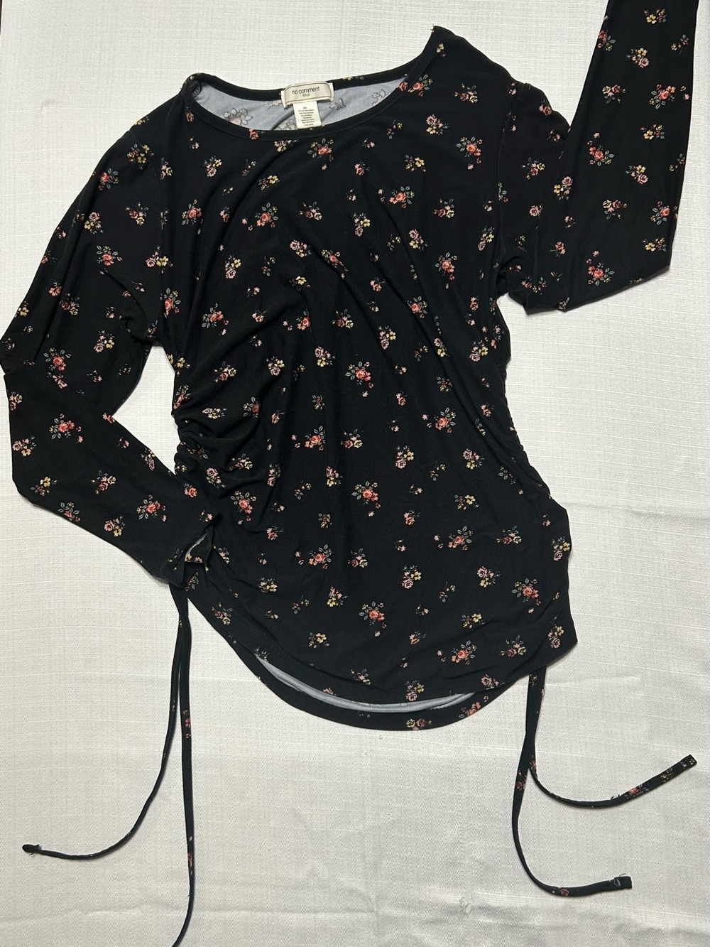 Rosebud Black Floral Long-Sleeve Ruched Side Top